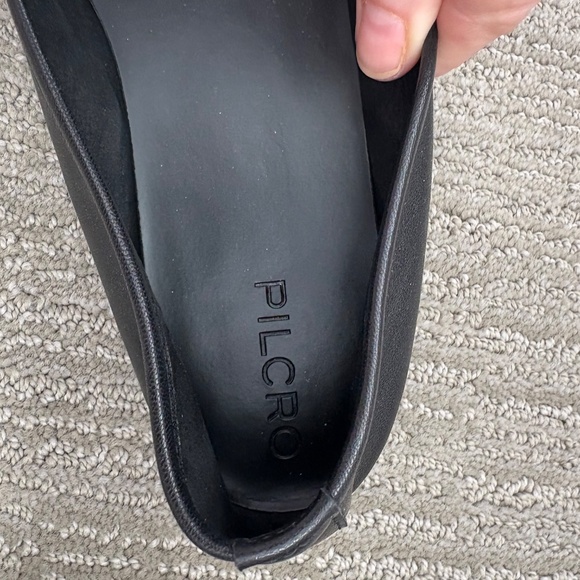 Pilcro Black Leather Square Toe Flats - Picture 4 of 7